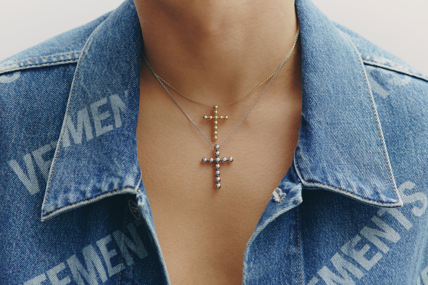 Apolo pendant